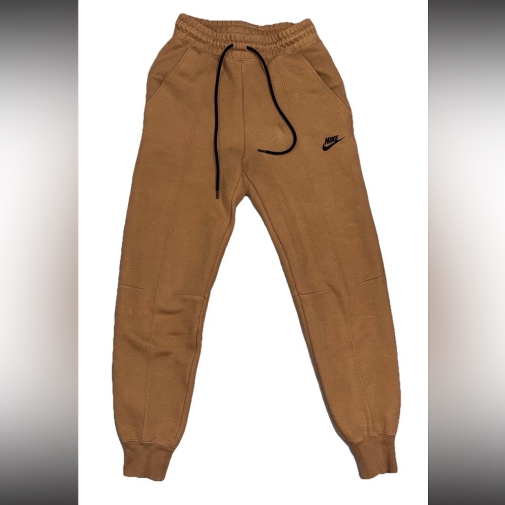 Nike Tech Fleece Joggers Women’s XS Flax Brown FB8330-224 Sportswear Pants NWOT